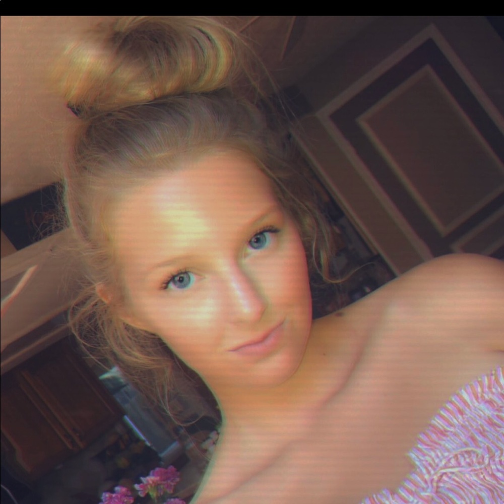 Meet your Posher, Baily